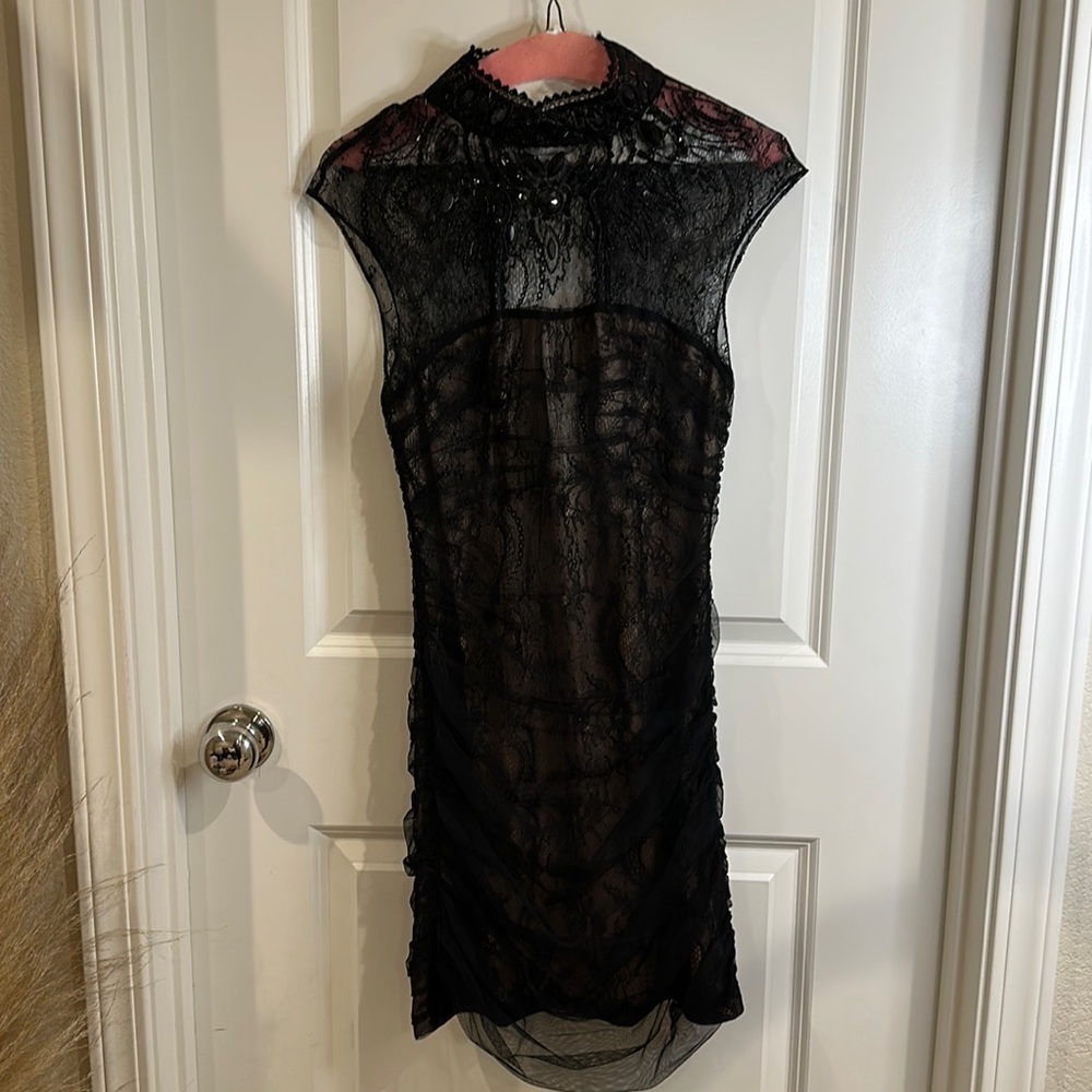 Bebe dress in a size can